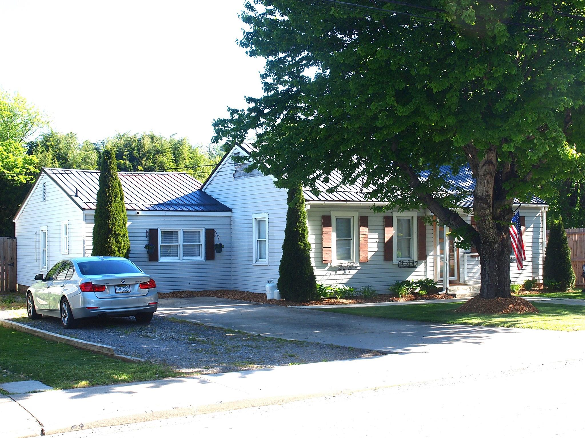 316 Hazelwood Avenue Waynesville NC 28786