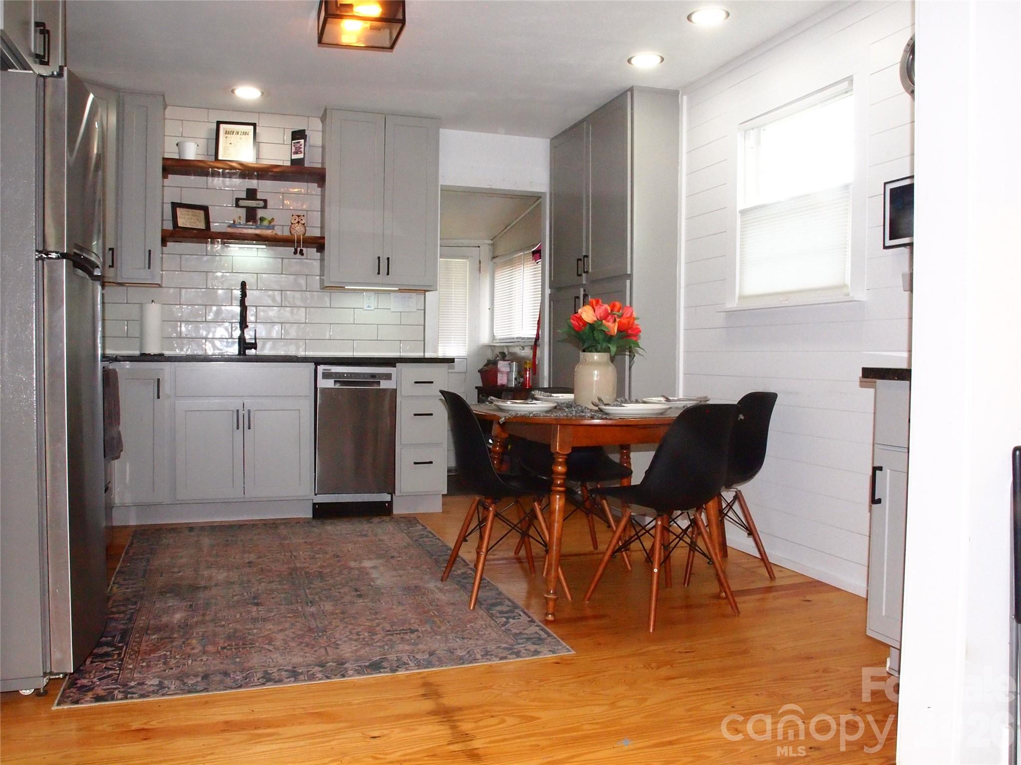 316 Hazelwood Avenue Waynesville NC 28786