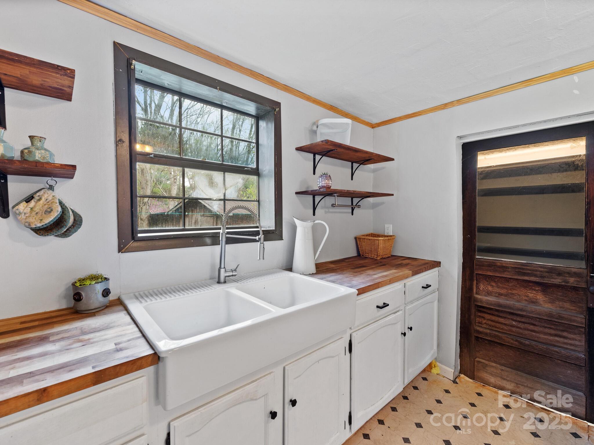 124 Dog Star Lane Alexander NC 28701