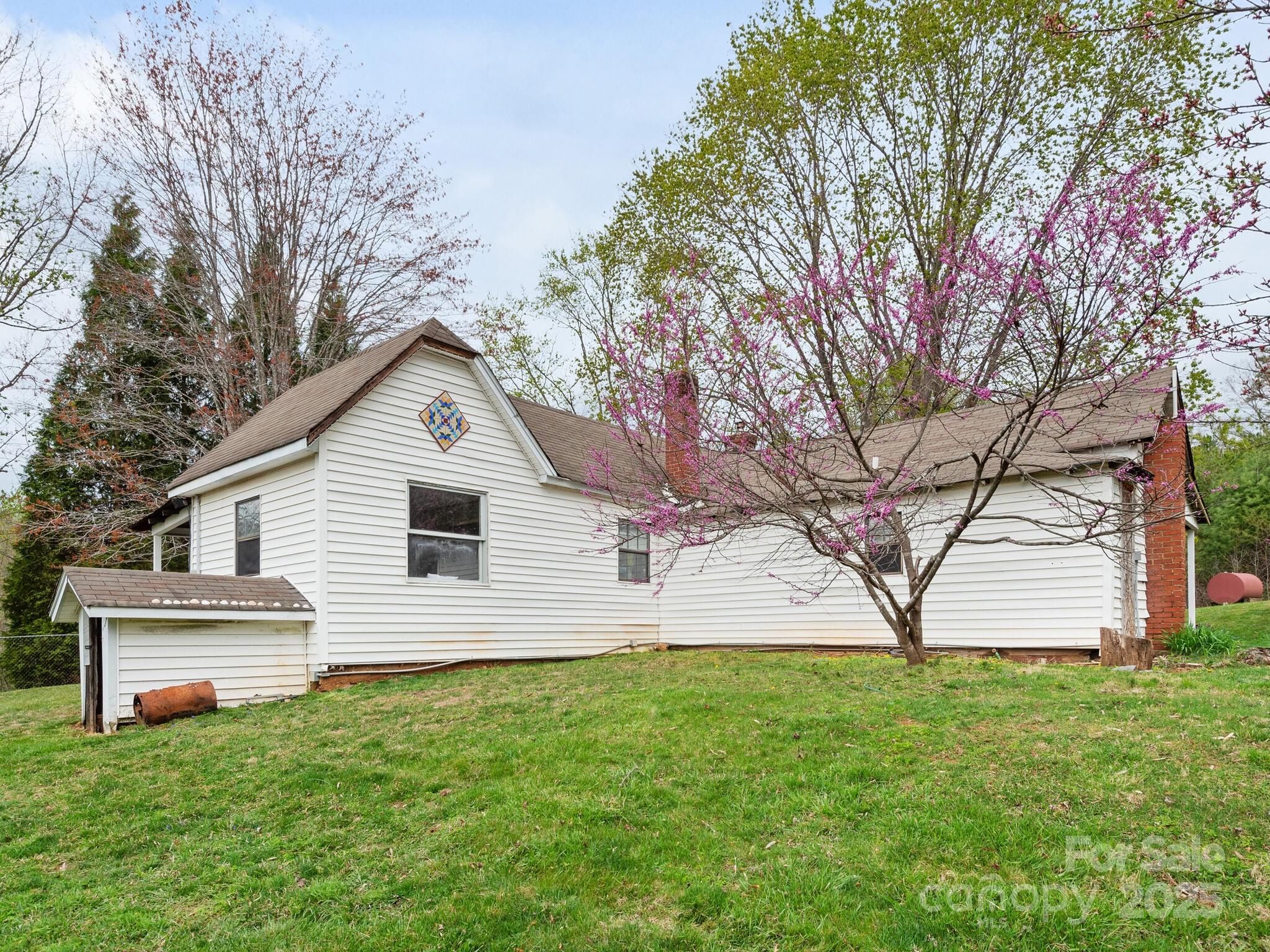 124 Dog Star Lane Alexander NC 28701