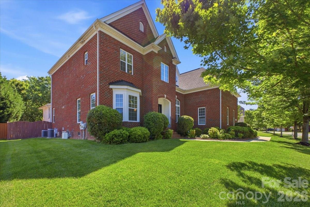 1825 Laveta Road Charlotte NC 28269