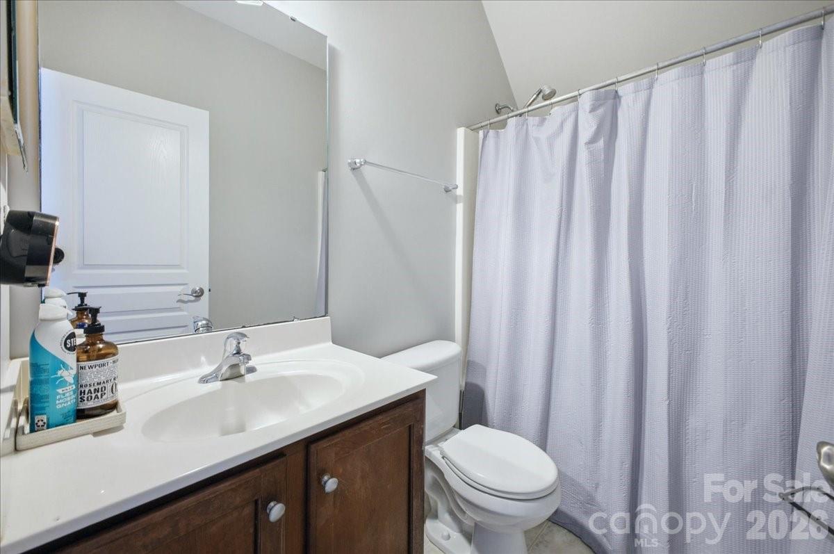1825 Laveta Road Charlotte NC 28269