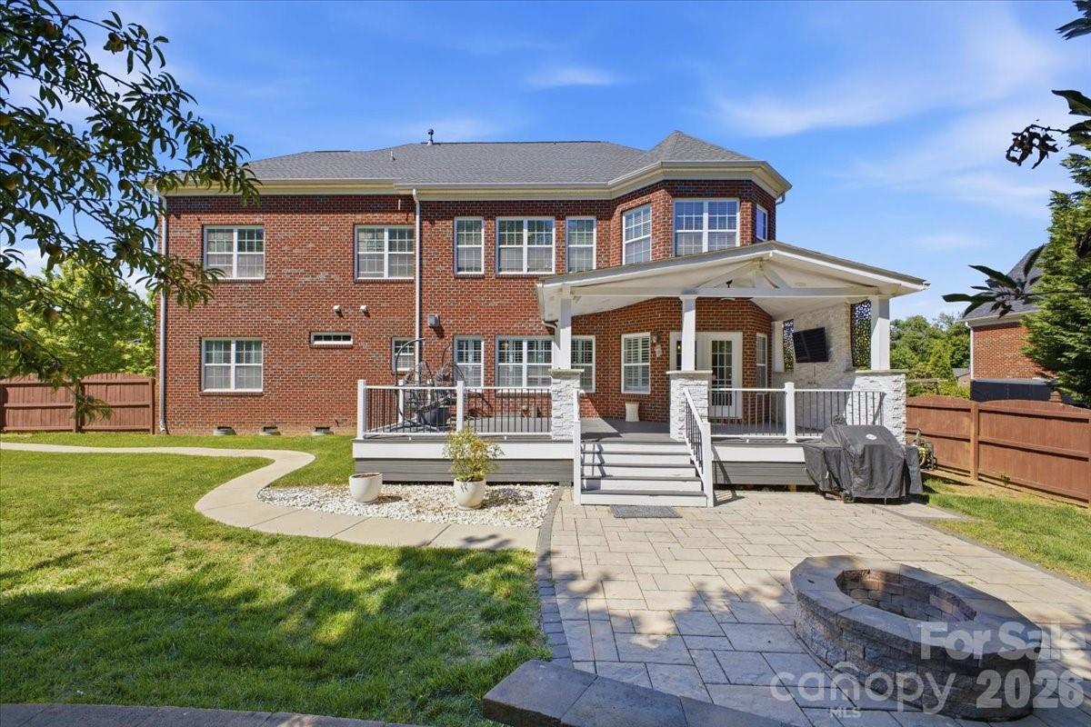 1825 Laveta Road Charlotte NC 28269