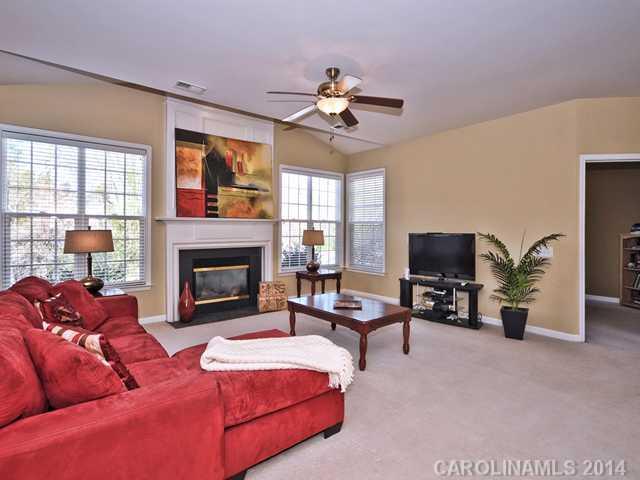 9133 Linden Tree Lane Charlotte NC 28277