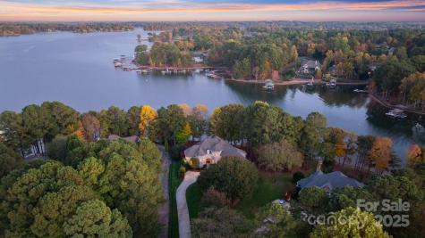9225 Fair Oak Drive Sherrills Ford NC 28673