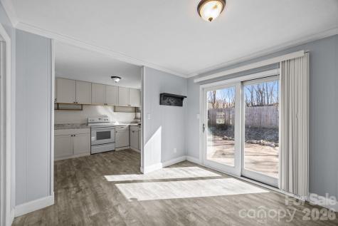 398 Sand Hill Road Asheville NC 28806