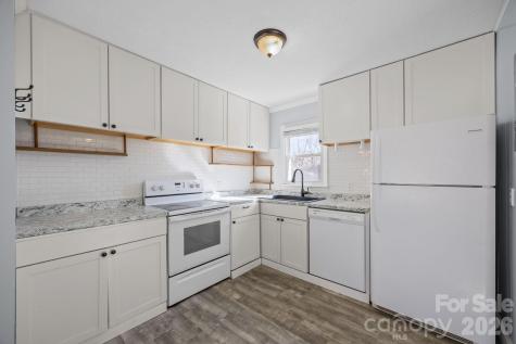 398 Sand Hill Road Asheville NC 28806