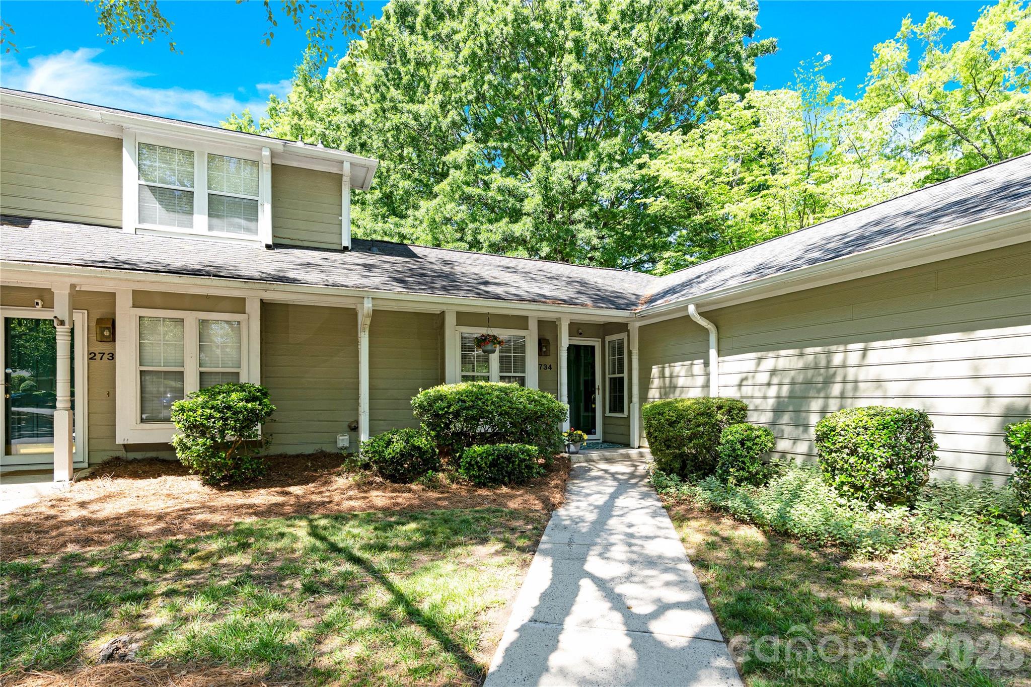 2734 Tiergarten Lane Charlotte NC 28210