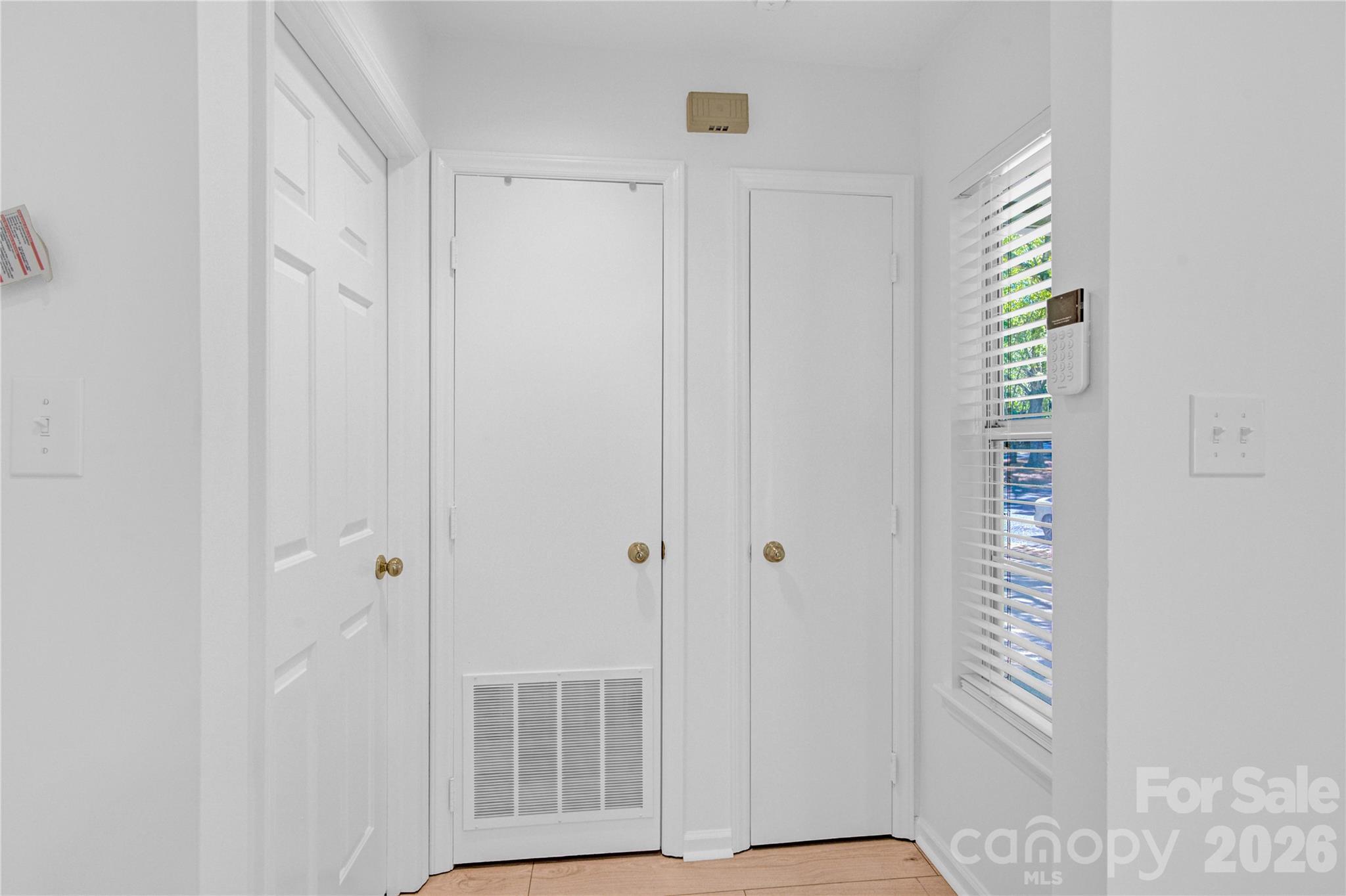 2734 Tiergarten Lane Charlotte NC 28210