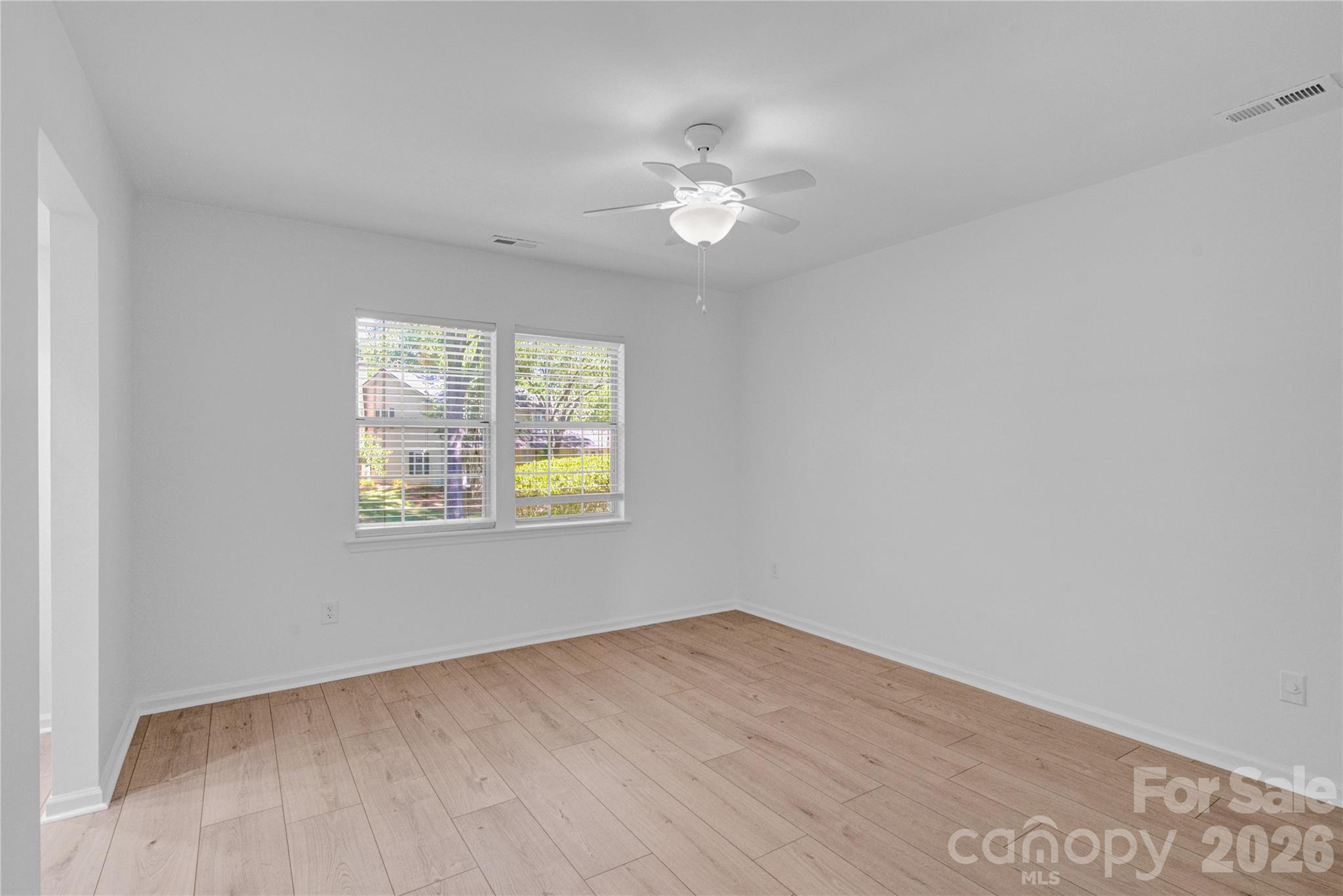 2734 Tiergarten Lane Charlotte NC 28210