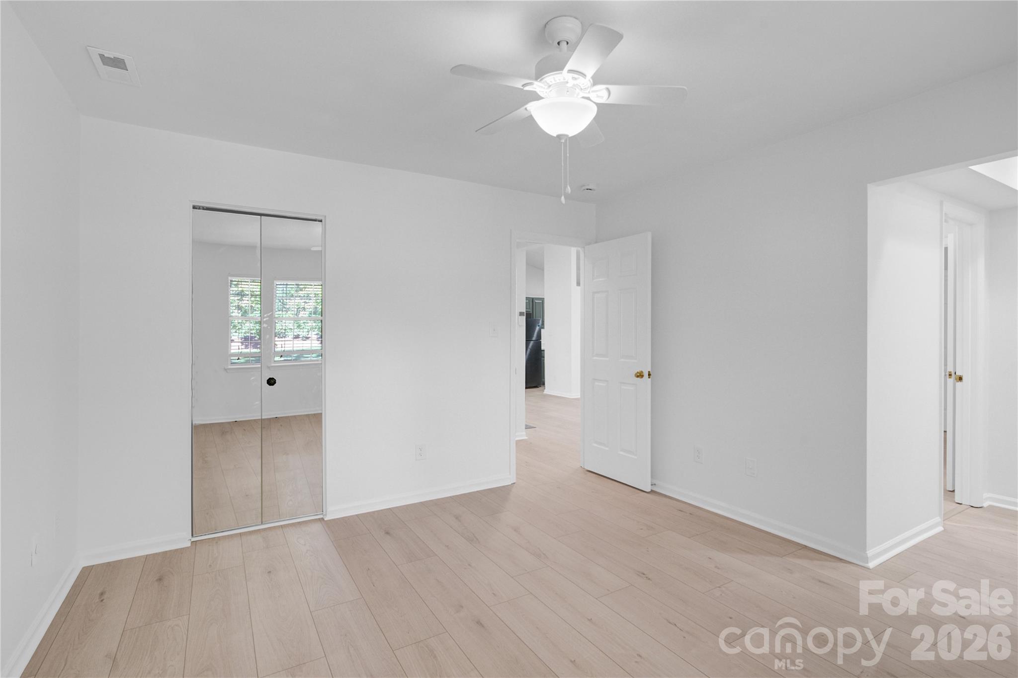 2734 Tiergarten Lane Charlotte NC 28210