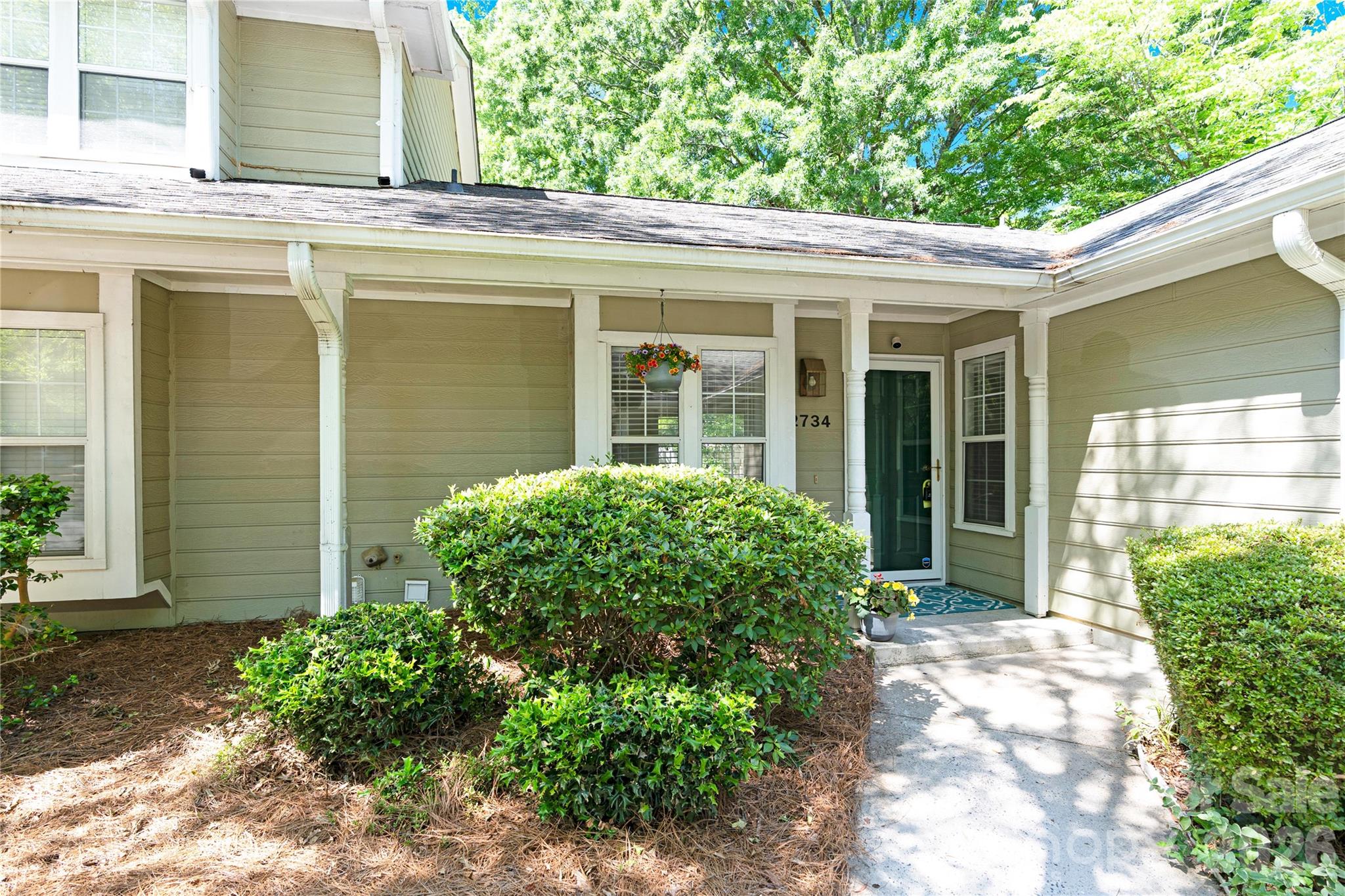 2734 Tiergarten Lane Charlotte NC 28210
