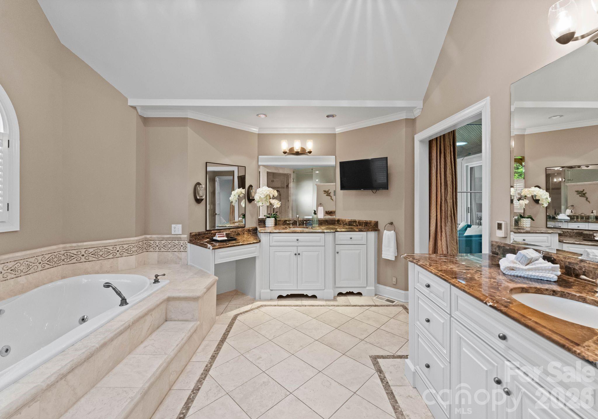 4501 Oglukian Road Charlotte NC 28226