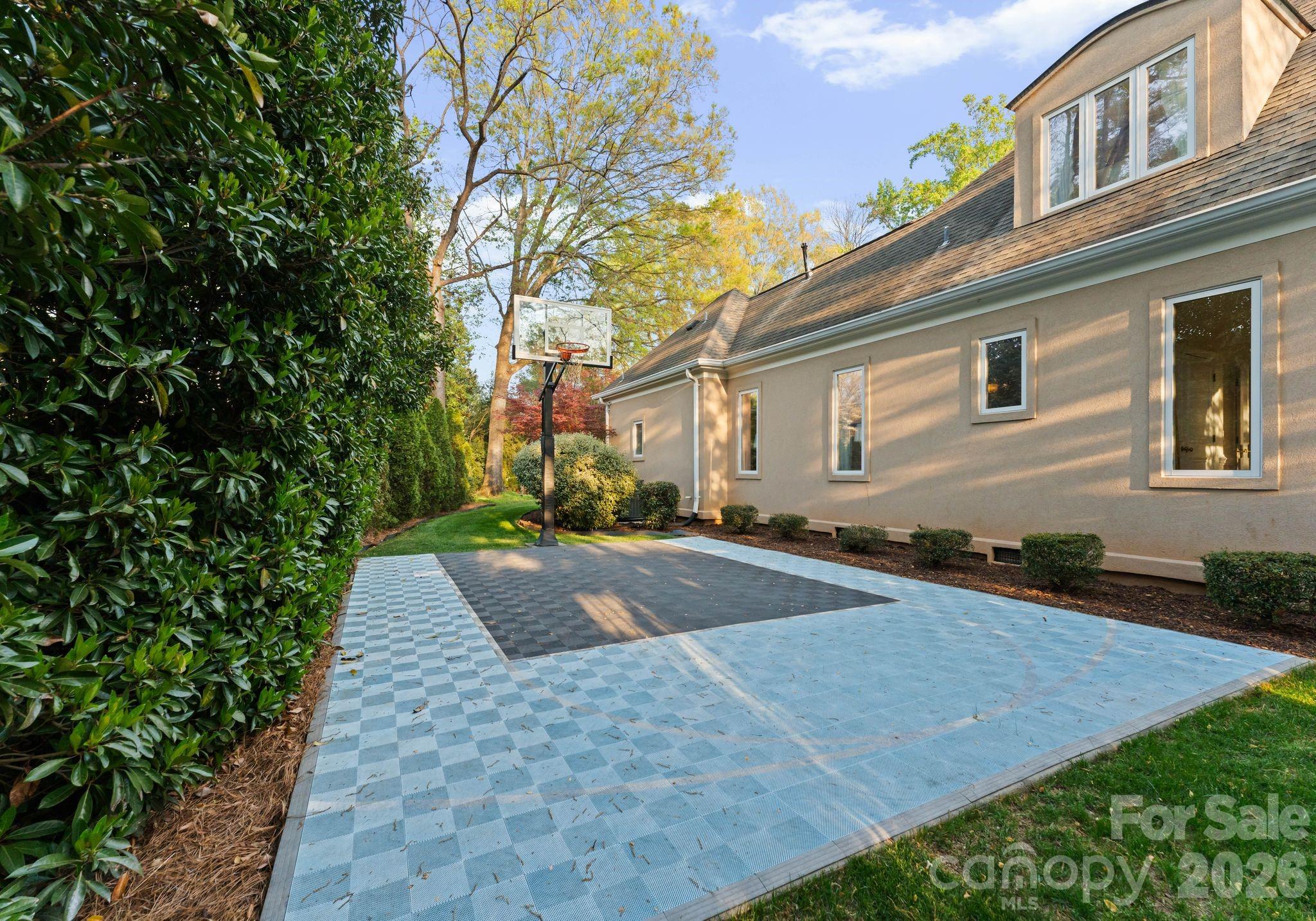 4501 Oglukian Road Charlotte NC 28226