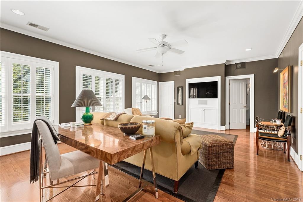 4412 Cameron Oaks Drive Charlotte NC 28211