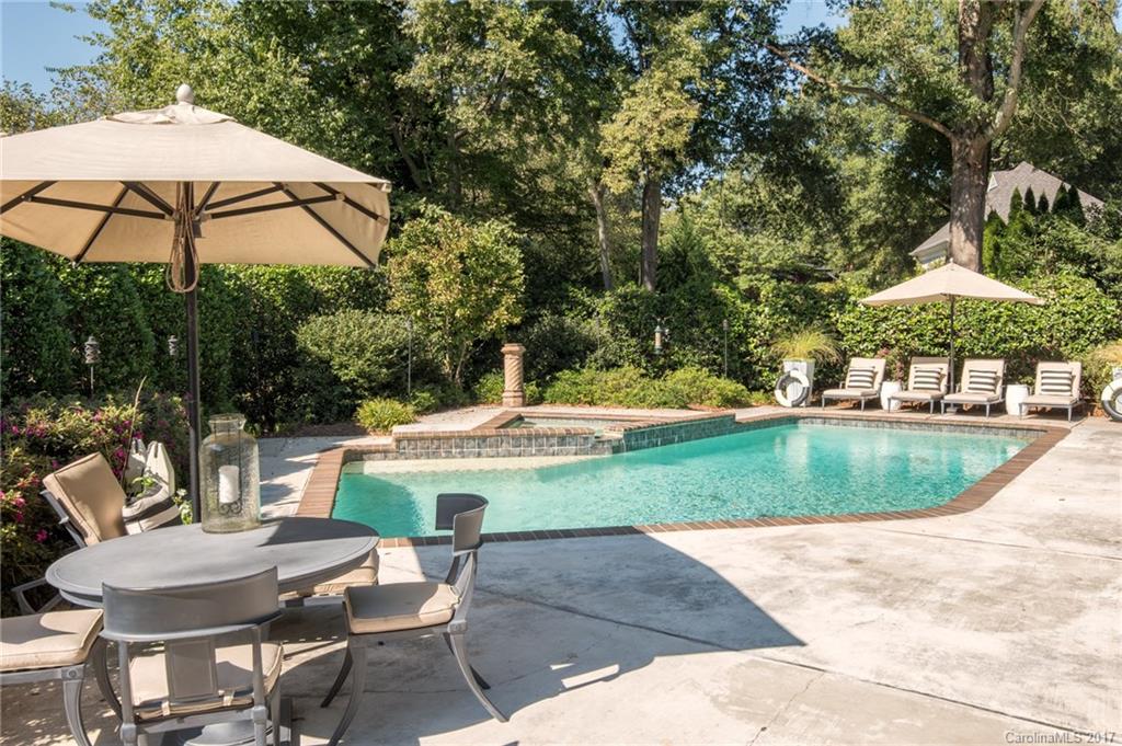 4412 Cameron Oaks Drive Charlotte NC 28211