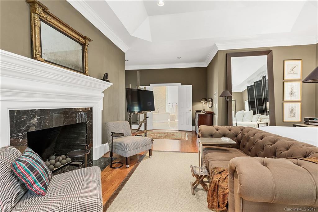 4412 Cameron Oaks Drive Charlotte NC 28211