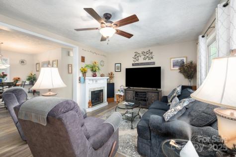 55 Upper Moffitt Road Asheville NC 28805