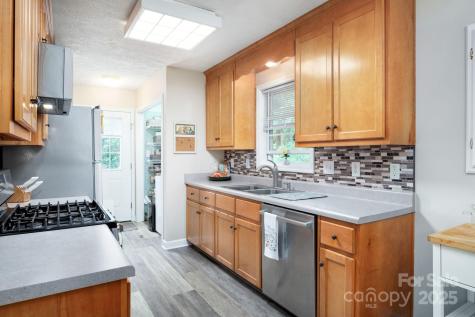 55 Upper Moffitt Road Asheville NC 28805
