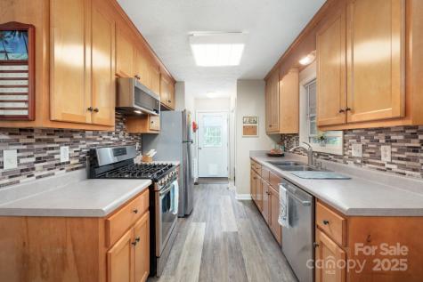 55 Upper Moffitt Road Asheville NC 28805