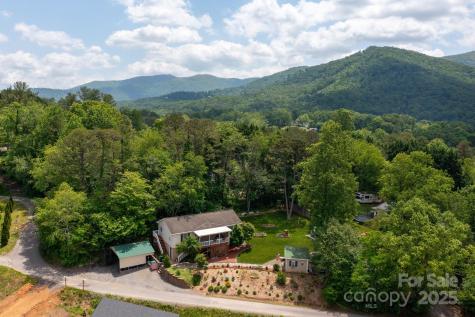 55 Upper Moffitt Road Asheville NC 28805