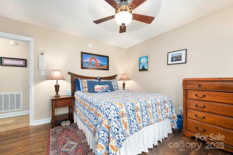 55 Upper Moffitt Road Asheville NC 28805
