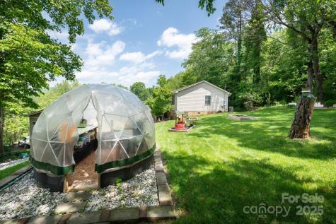 55 Upper Moffitt Road Asheville NC 28805