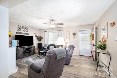 55 Upper Moffitt Road Asheville NC 28805
