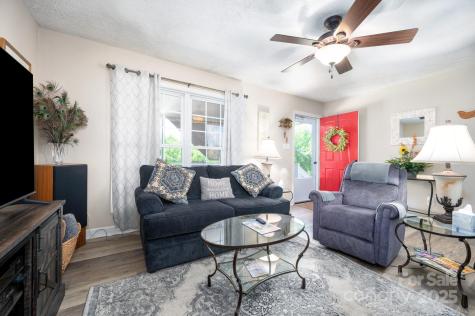 55 Upper Moffitt Road Asheville NC 28805