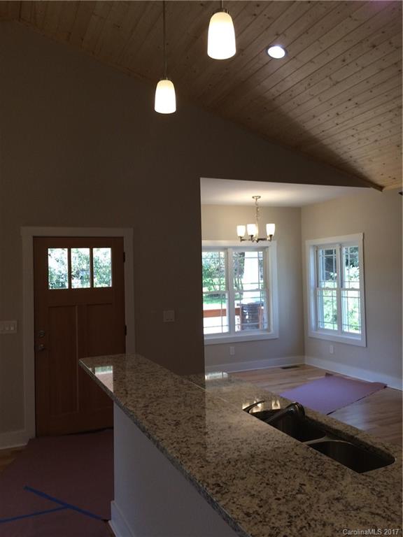 7 Addison Fisher Way Asheville NC 28805
