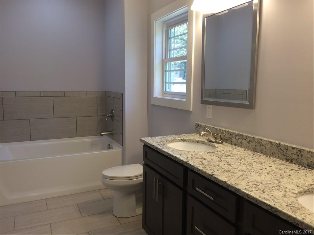 7 Addison Fisher Way Asheville NC 28805