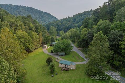 9781 Nc 209 Highway Hot Springs NC 28743