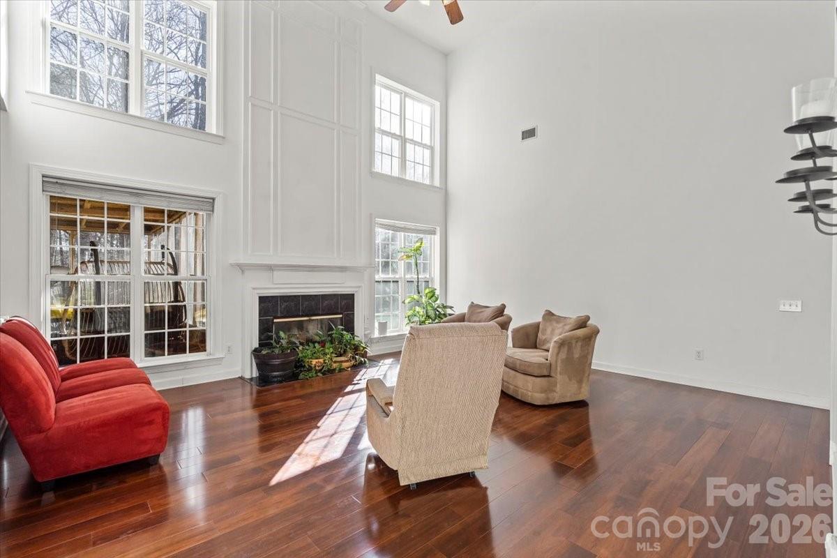 9825 Zackery Avenue Charlotte NC 28277