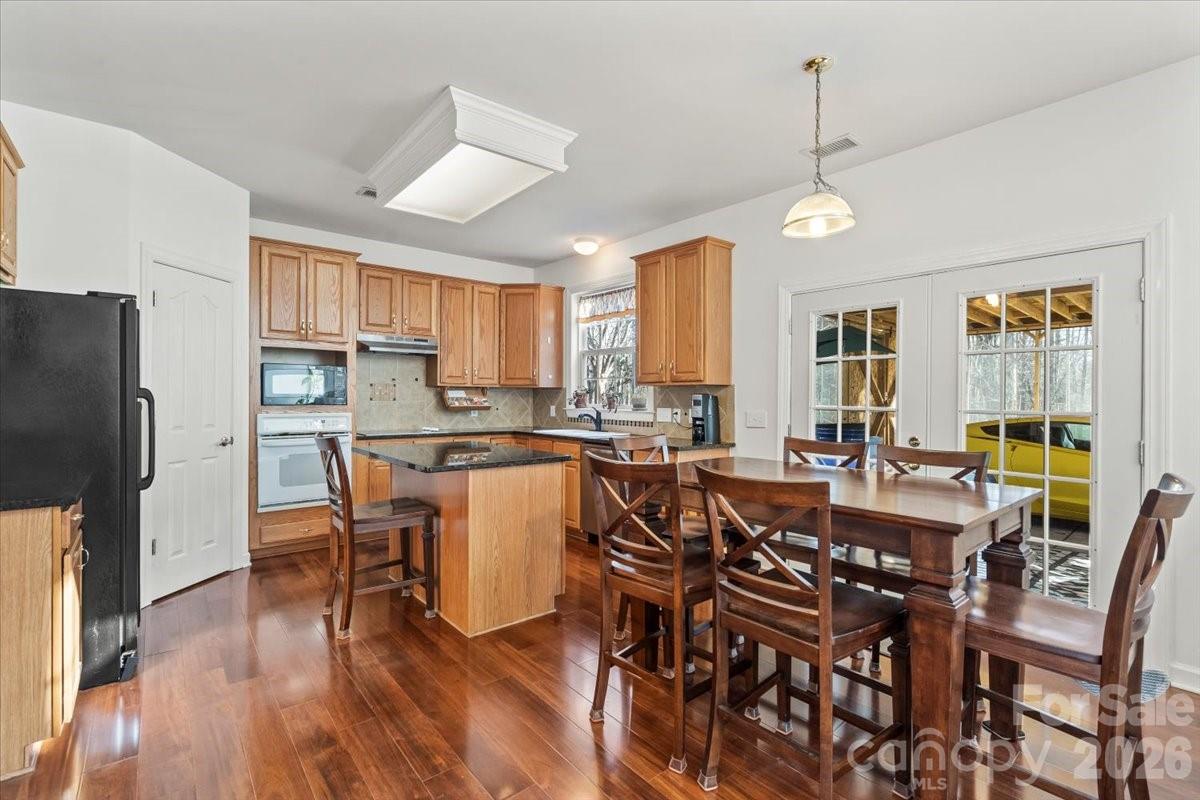 9825 Zackery Avenue Charlotte NC 28277