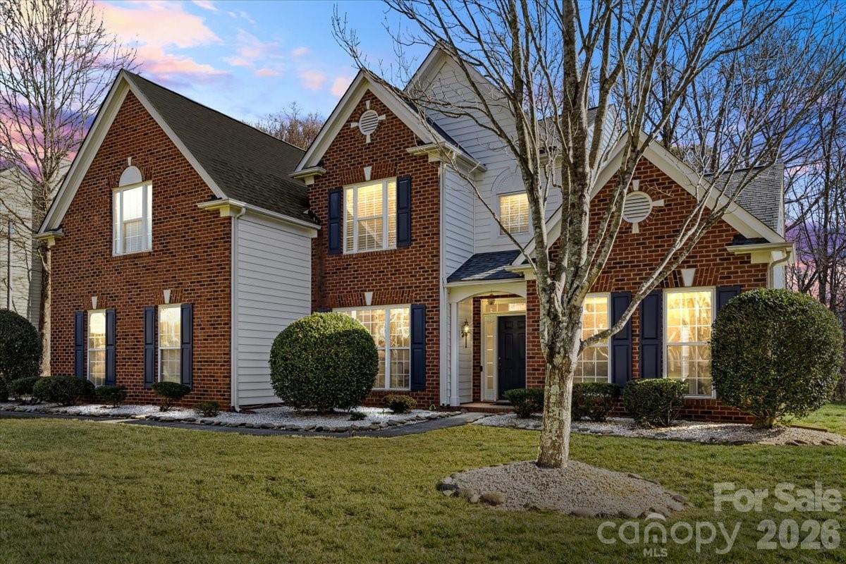 9825 Zackery Avenue Charlotte NC 28277