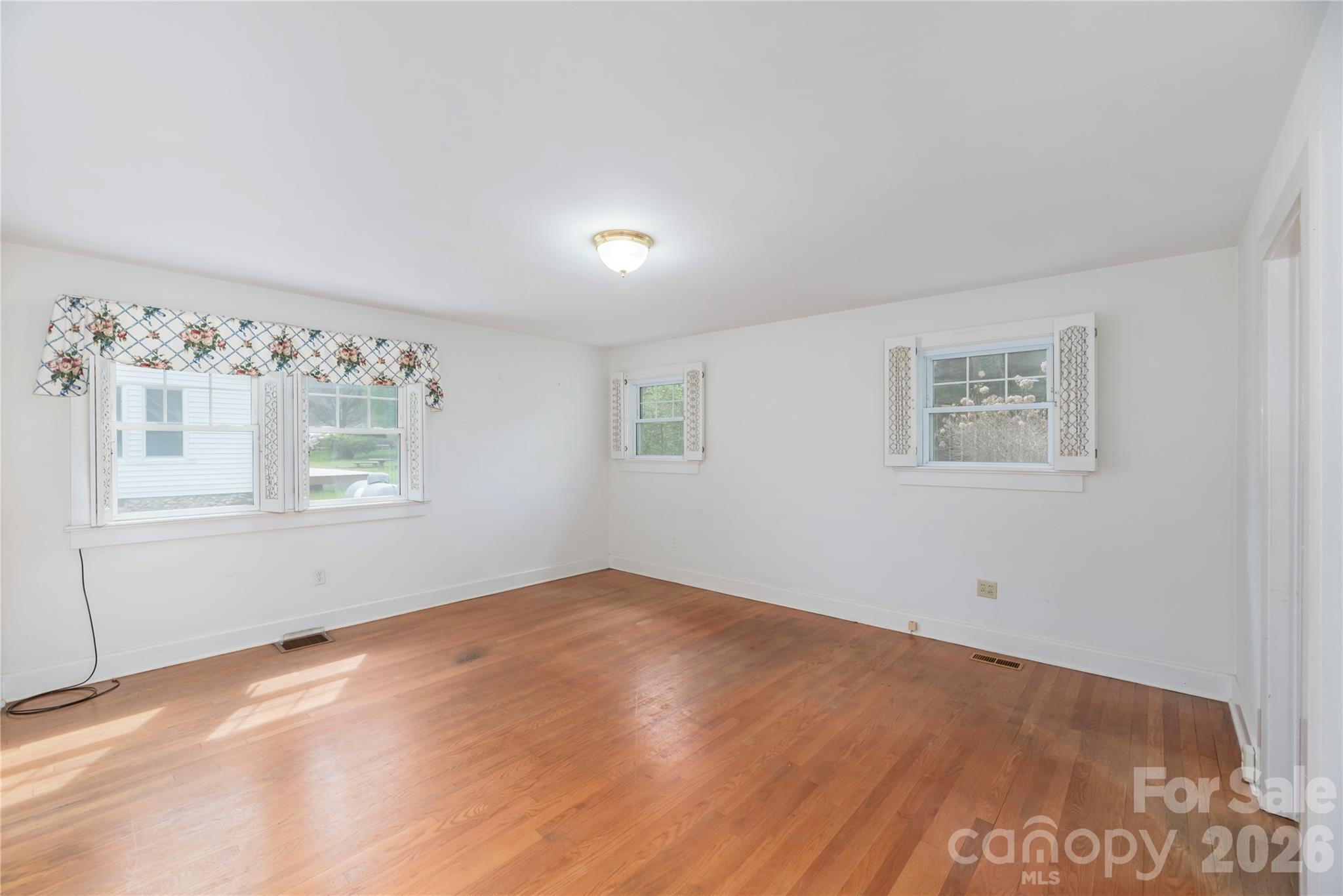 66 Hazel Street Waynesville NC 28786