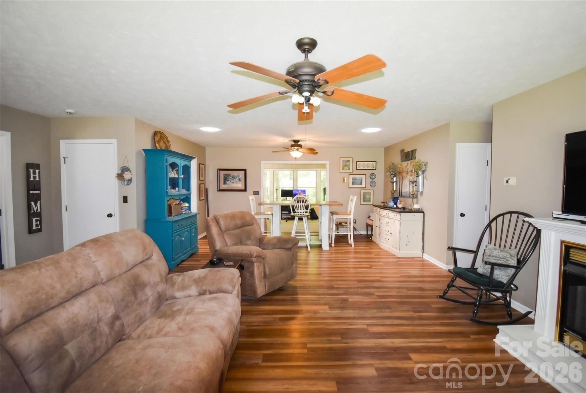 14 N Willow Wood Trail Hendersonville NC 28739
