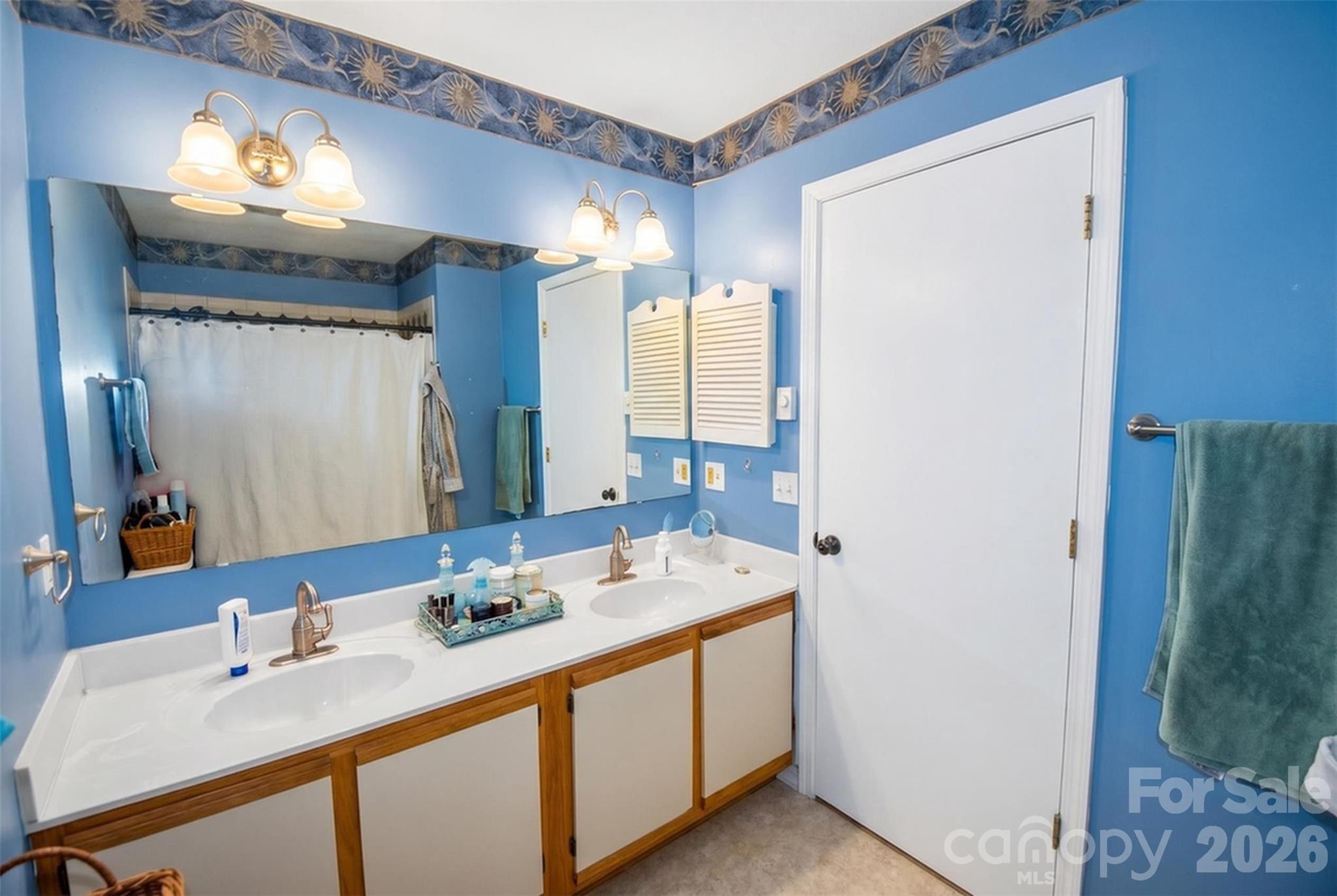 14 N Willow Wood Trail Hendersonville NC 28739