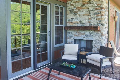 427 Spring Rock Road Burnsville NC 28714