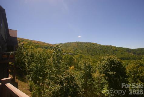 427 Spring Rock Road Burnsville NC 28714