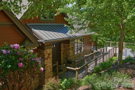 427 Spring Rock Road Burnsville NC 28714