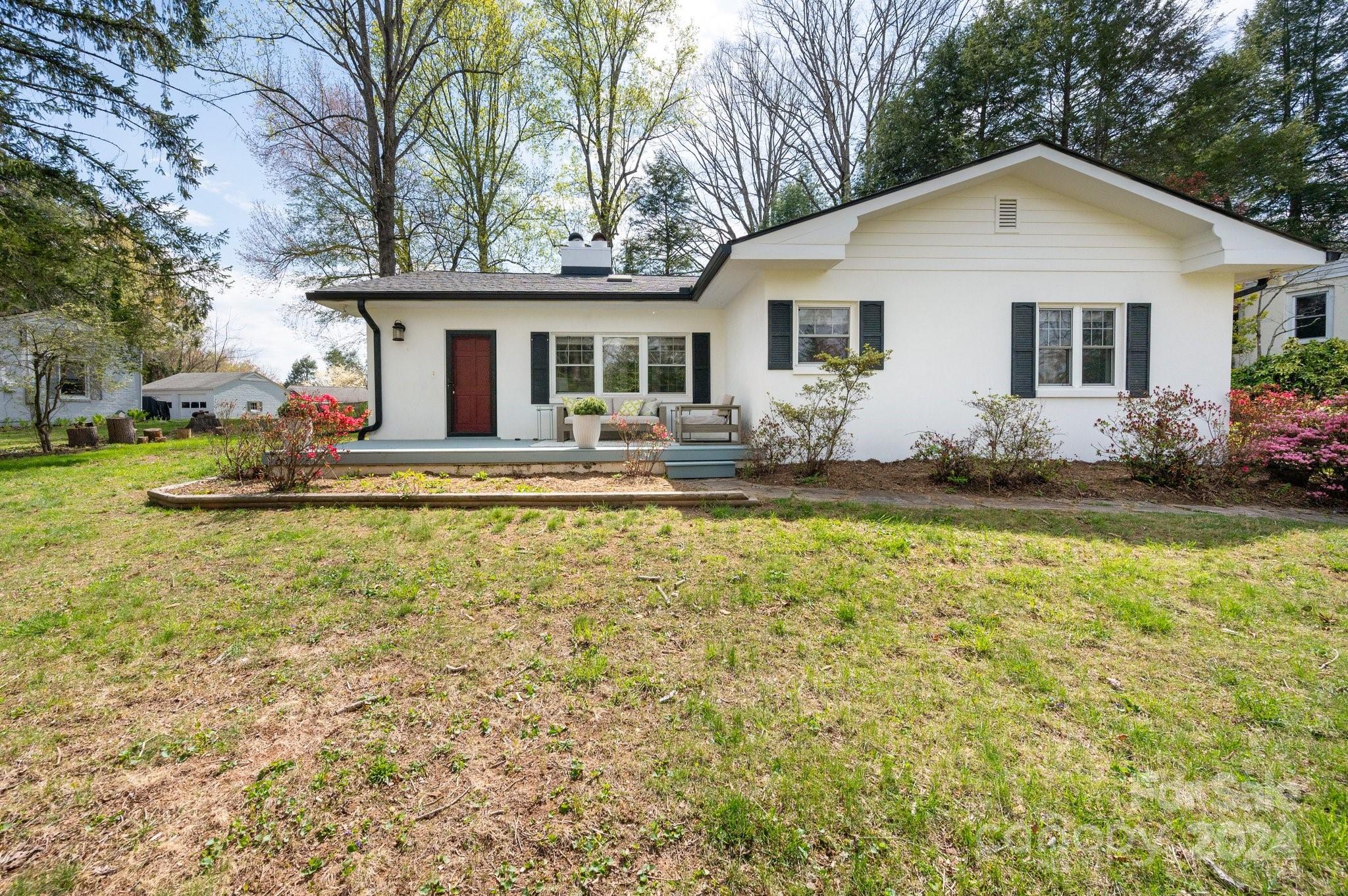 22 School Road Asheville NC 28806