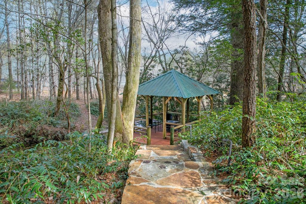 380 Cedar Lane Brevard NC 28712
