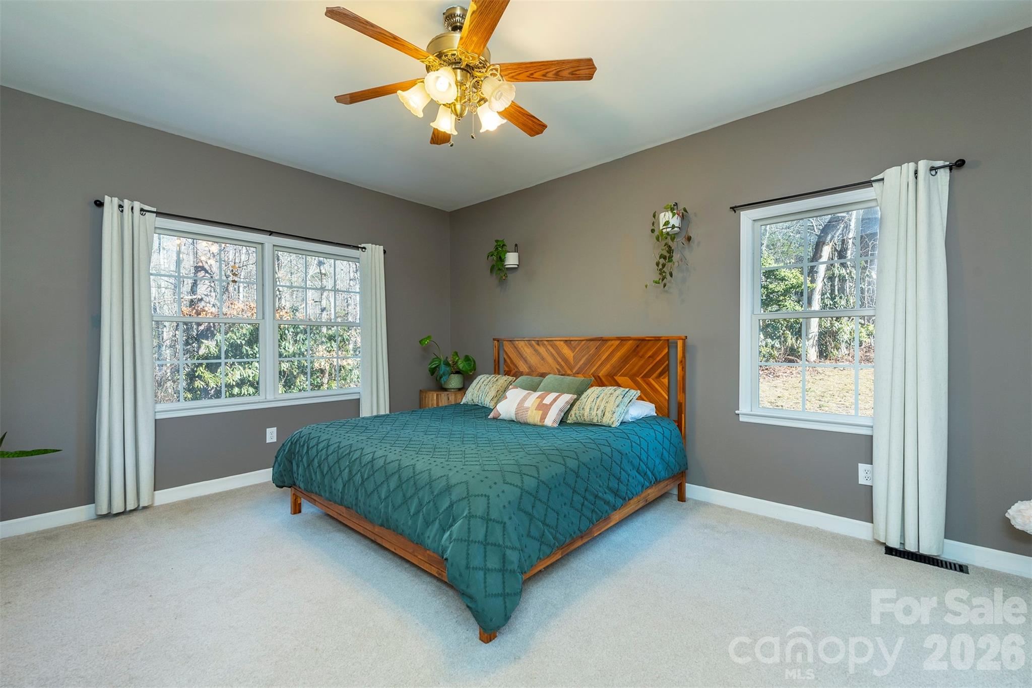 243 Scenic Ridge Drive Hendersonville NC 28792