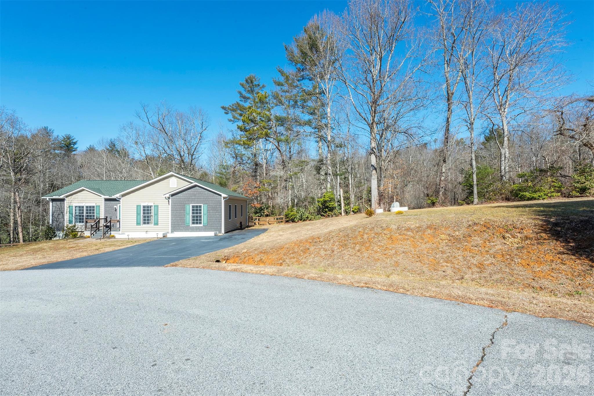 243 Scenic Ridge Drive Hendersonville NC 28792