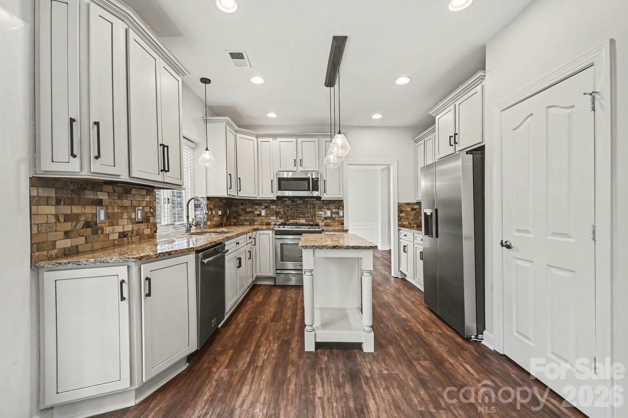 5805 Swanston Drive Charlotte NC 28269