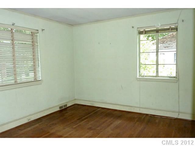 623 Llewellyn Place Charlotte NC 28207