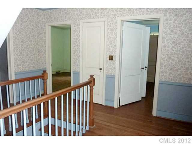 623 Llewellyn Place Charlotte NC 28207