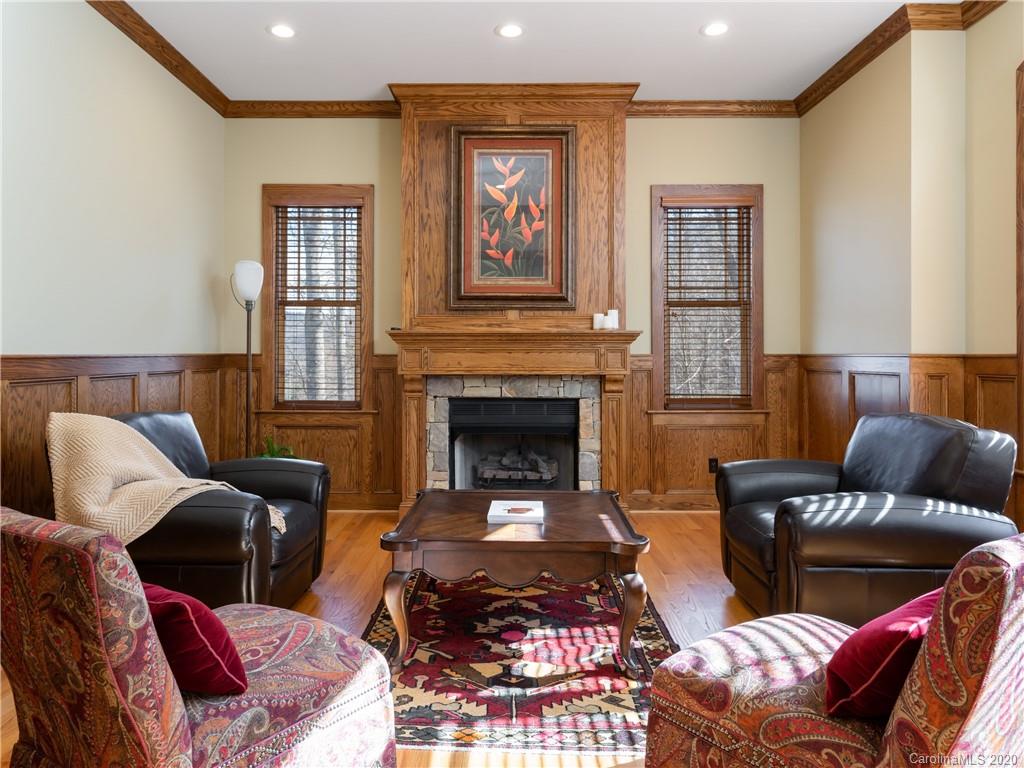 9 Greenmont Drive Asheville NC 28803