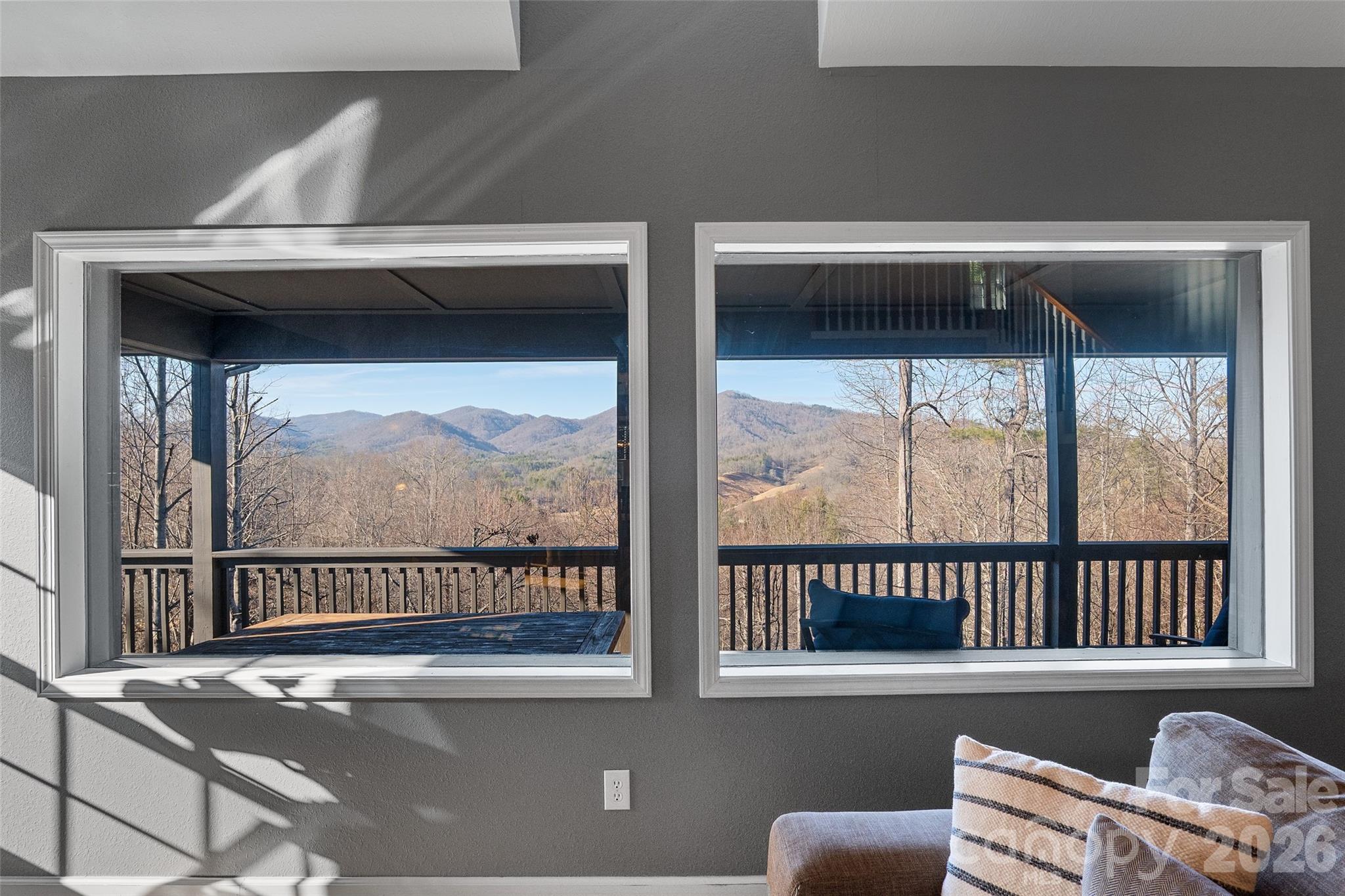 263 S Pinnacle Drive Burnsville NC 28714